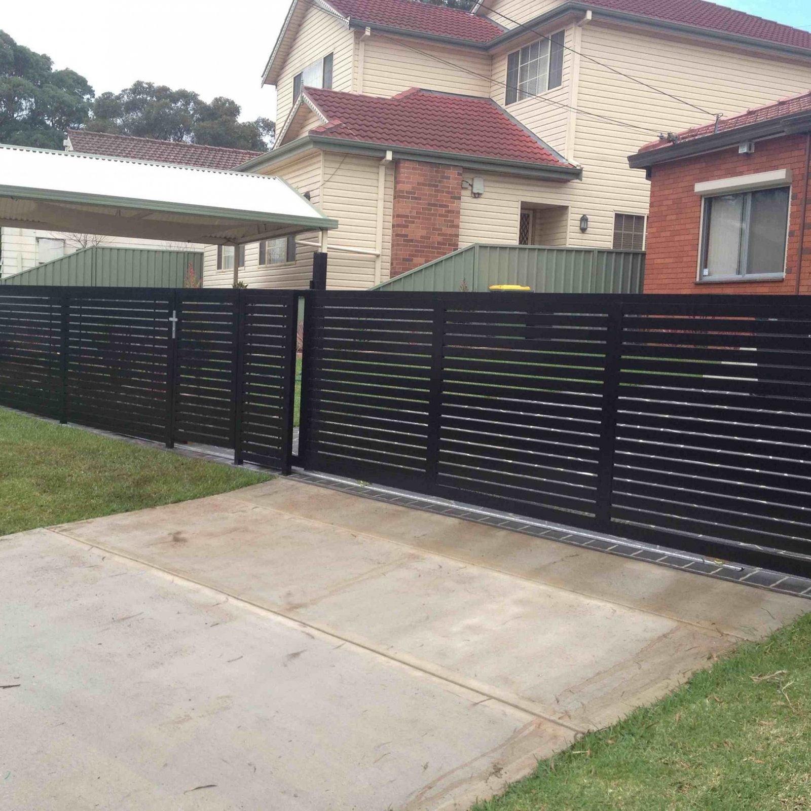 ALUMINIUM SLAT/GATES - My Fencing | Commercial & Residential Landscaping